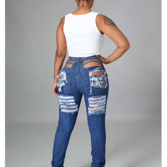 🦋Aphrodite🦋 Bold Statement Jeans - Picture 5 of 9